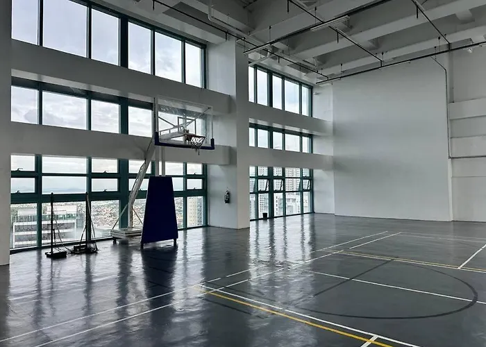 Cozi Chic 1br Beside One Uptown Mall Bgc * Manila